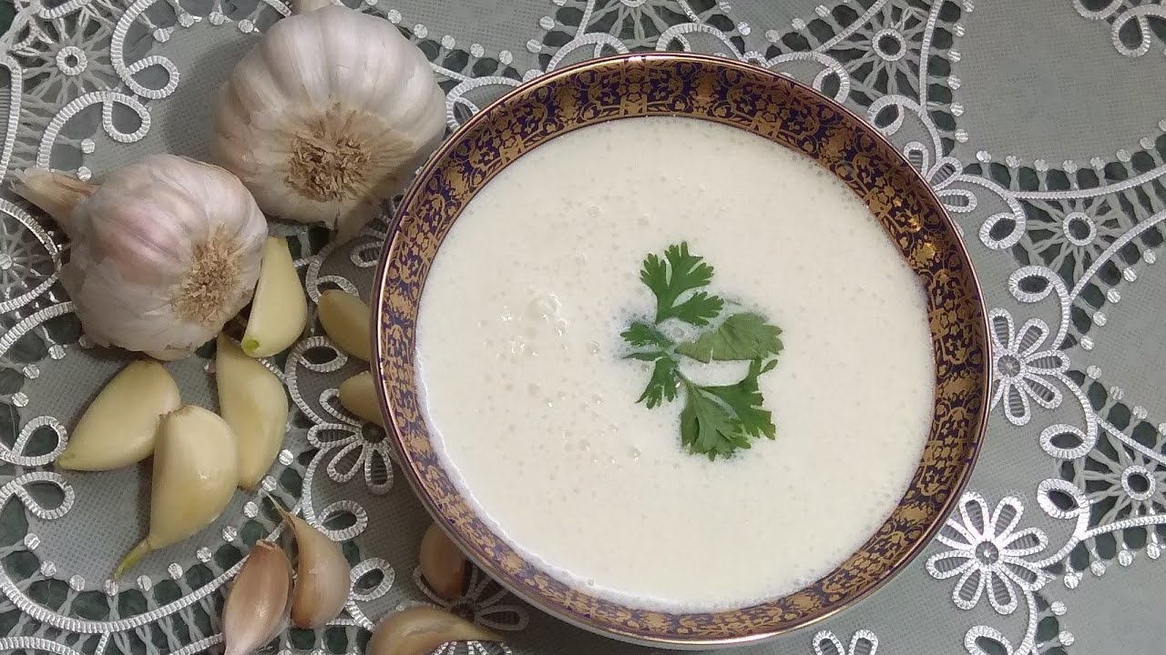 Lebanese garlic sauce recipehow to make garlic sauce lehsun ki
