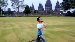 KoBoY Nekad throw Boomerang