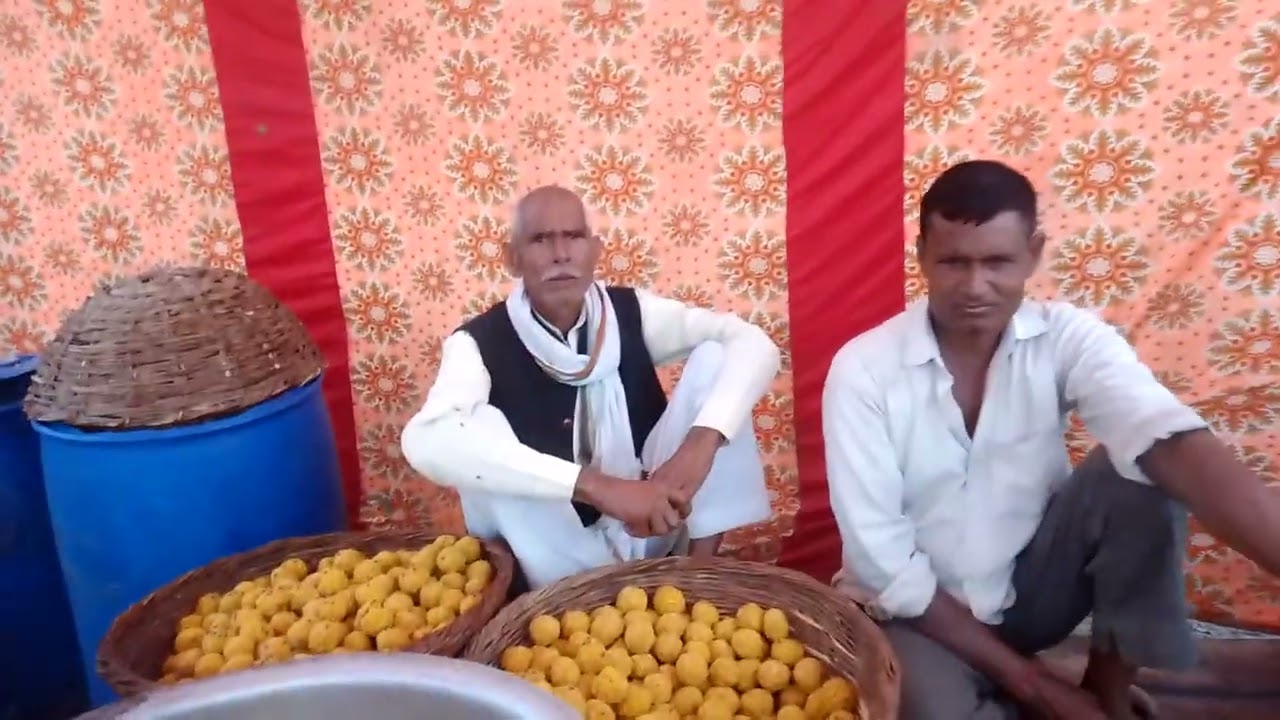Jila farrukhabad kampil dham village kabuddi nagar aadrniy pirdhan pirvesh yadav ki mata n bhandara 