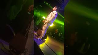 No no - Sfera Ebbasta LIVE