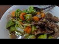 Masak sayur random.. apapun yg pakai daging pasti enak