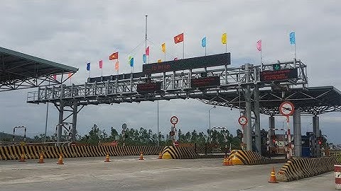 ​​​BOT Ninh An lại phải xả trạm vì bị tài xế phản đối