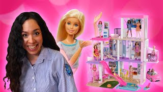 NUEVA CASA DE BARBIE 👸 ¡Vamos a montar juntas la casa de tus sueños para Barbie! 🏡