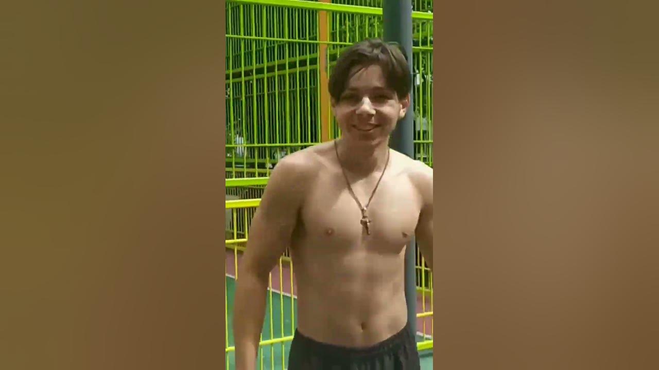 Андрей Бобровников воркаут