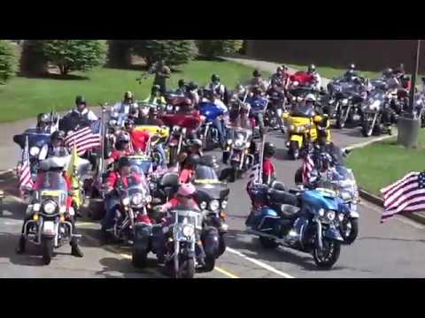 Bikers Escort Hometown Fallen Warrior Part 1 Of 2 Youtube