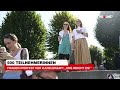 Frauen-Protest vor Kanzleramt: „Uns reicht es!“ | krone.tv NEWS