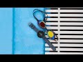 Video: Viedais Pulkstenis Garmin Swim 2, Balts akmens 010-02247-11