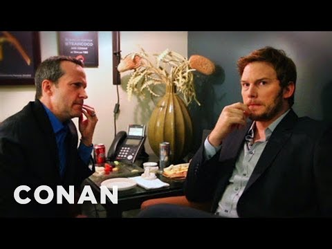 Jimmy Pardo Goes Ga Ga Over Chris Pratt's Gams | CONAN on TBS