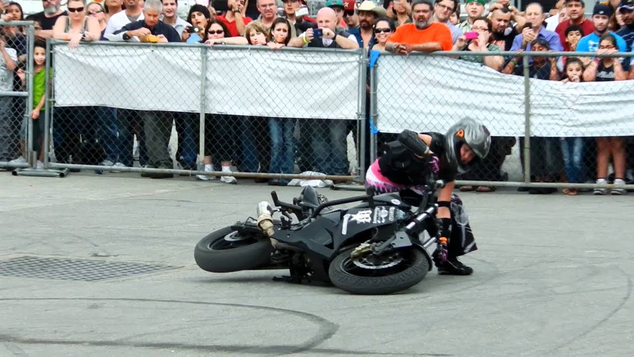motorcycle stunt show 3 YouTube