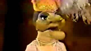 Video thumbnail of "Dionne Warwick & Madame - Solid Gold - 1980"