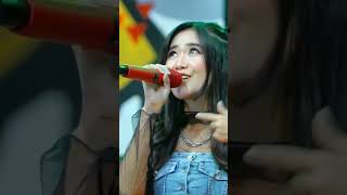 Download Lagu Tia monica - adinda rahma #shorts #tiamonika #adindarahma #nirwanacomeback #koplo #trending #viral MP3
