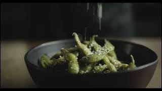 Download lagu Sound of Salt Sprinkled on Food