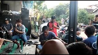 TAK HARUS MEMILIKI • AndrianiPutri Versi Latihan