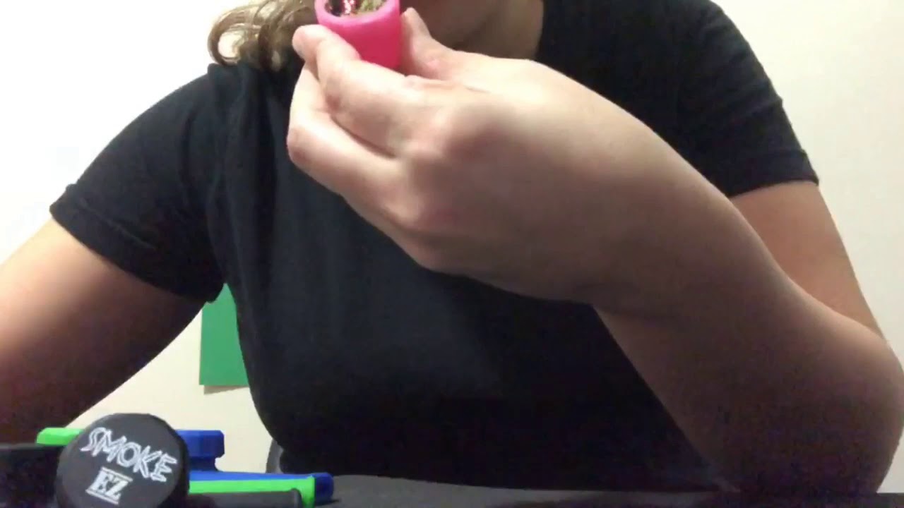 Unbreakable Silicone Pipe Demo