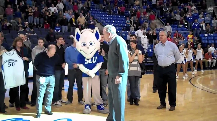 Ed Macauley halftime ceremony Nov. 27, 2010