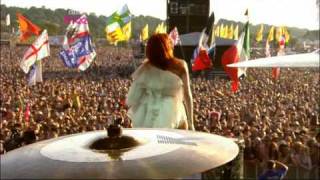 Vignette de la vidéo "Florence + the Machine - The Chain (Glastonbury Festival 2010)"