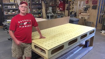 Ron Paulks workbench / assembly table