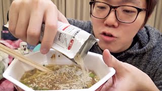 カップラーメンがうまくなる魔法の粉があるだと!?