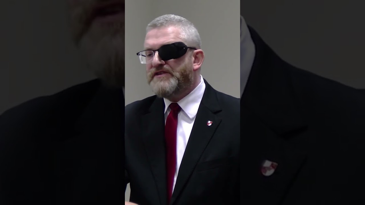 Miniatura: G. Braun masakruje prokuratora! Sąd...