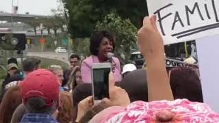 Maxine Waters lashes out on President Trump