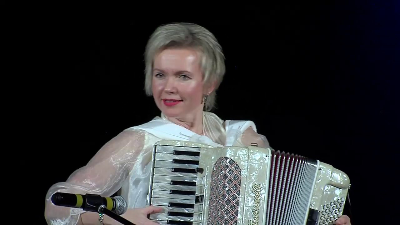 12. "Rhapsody of love". Por una cabeza (C. Gardel)