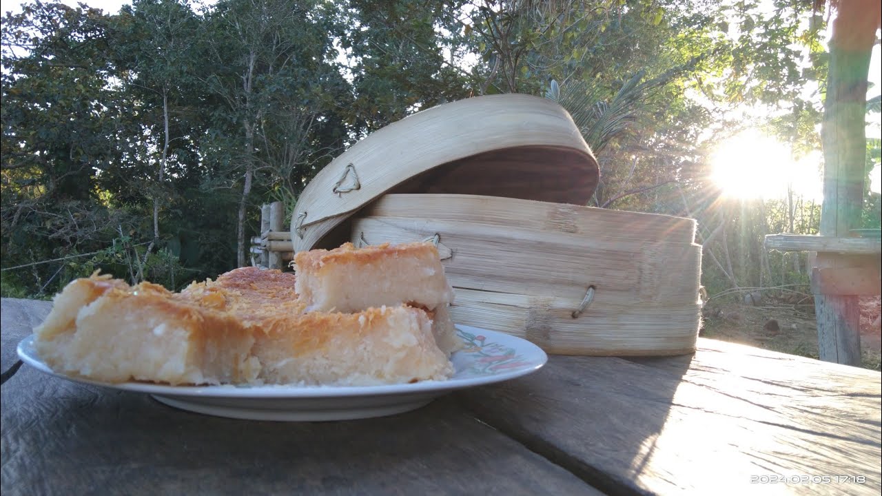 From planting to harvesting cassava,making bamboo steamer and finally cooking cassava cake.