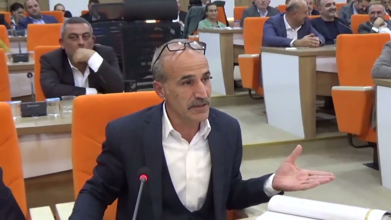 Başkan Şerifoğulları ile MHP’li Meclis üyesi arasında; “4,5 Yıl Birlikte Yönettik” tartışması…