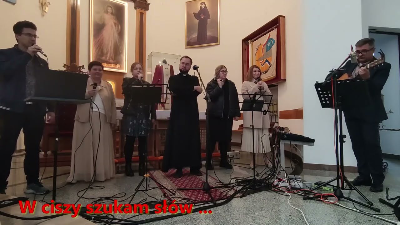 W ciszy szukam słów ...