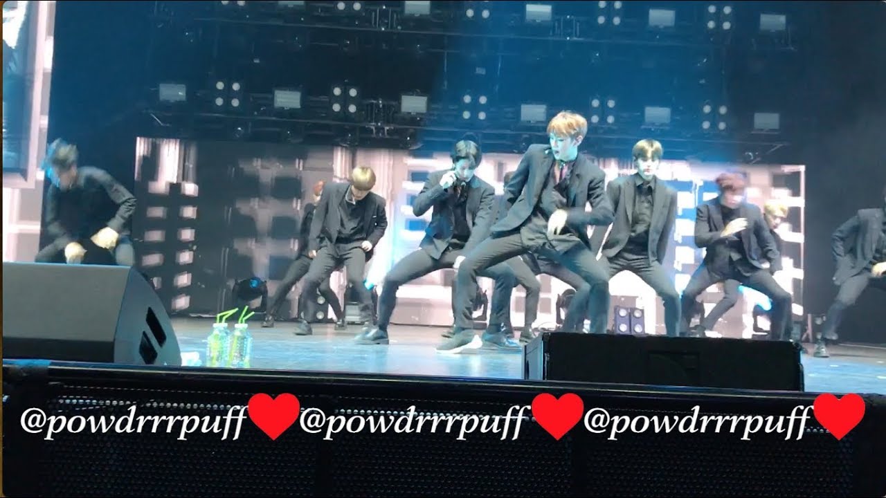 FANCAM - 2Park Solo + Boomerang - WANNA ONE : ONE THE WORLD - Dallas 180626