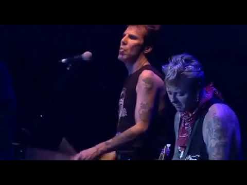 Stray Cats  - Sleepwalk (Instrumental) live Brixton  !!!!