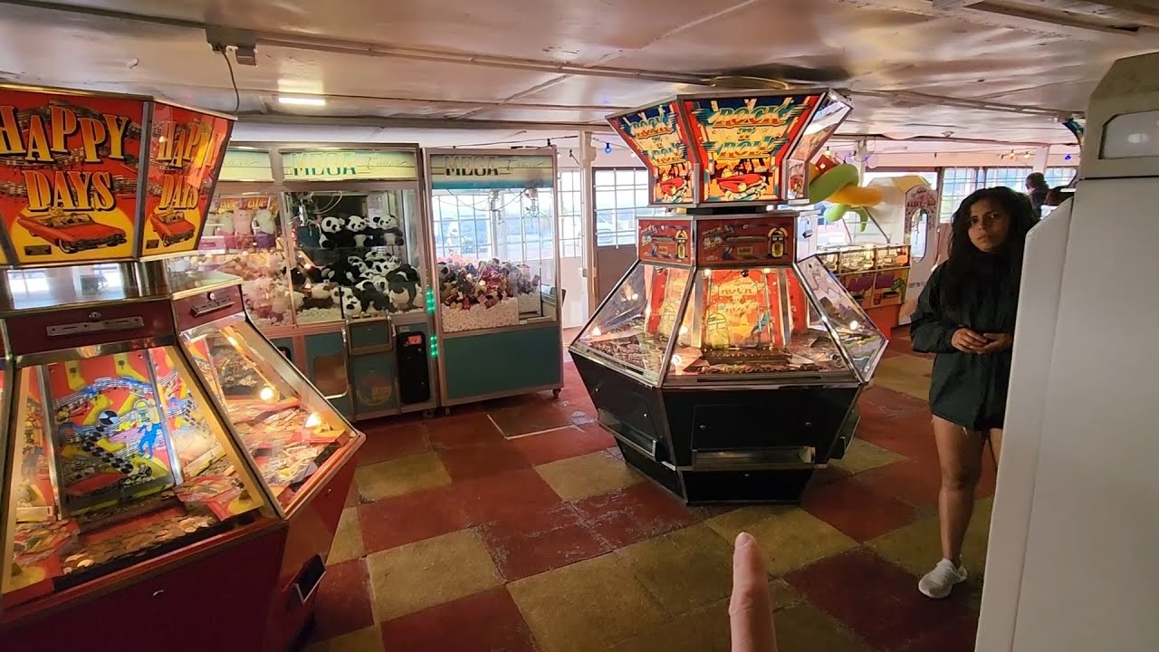 Video Game Arcade Tours - Pensarn Pleasure Beach Amusements (Abergele, Wales) 🇬🇧
