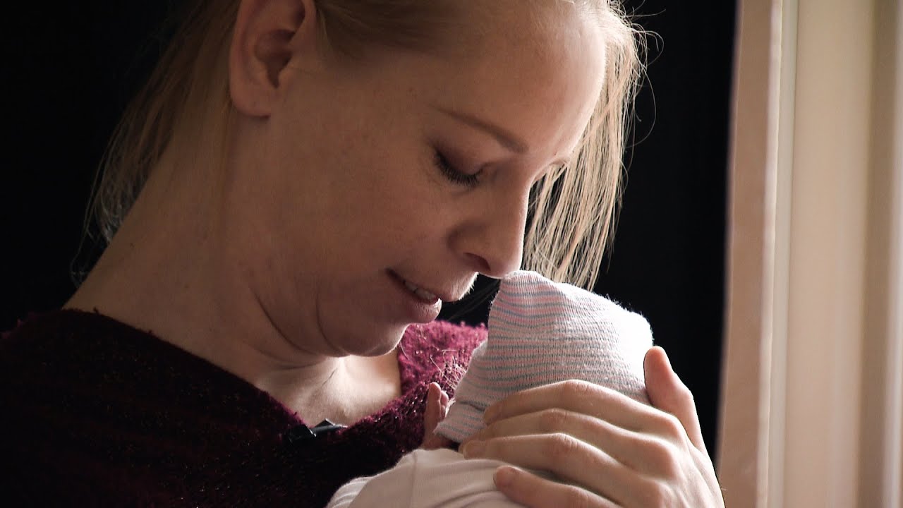 Naomi had zwangerschapsvergiftiging: 'Ik zag sterretjes'