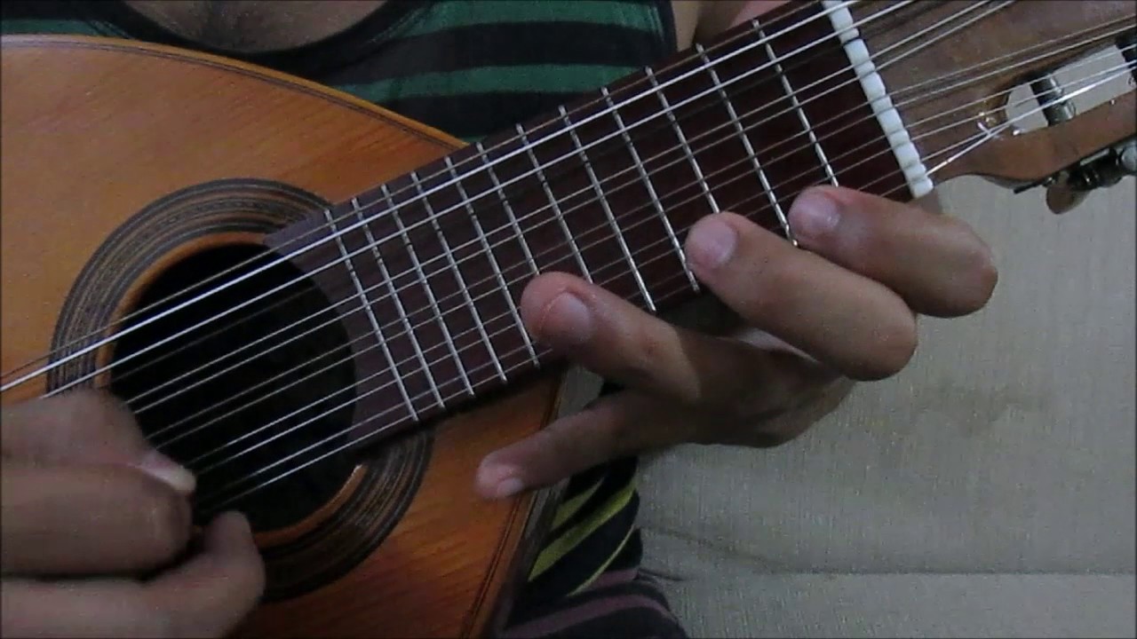 Pequeña flor de primavera - Bandurria