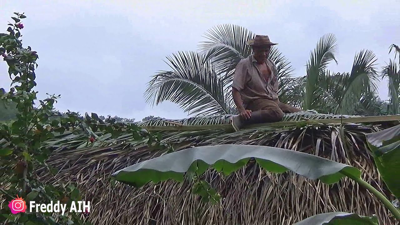 RANCHO TRADICIONAL EN EL INTERIOR DE PANAMÁ
