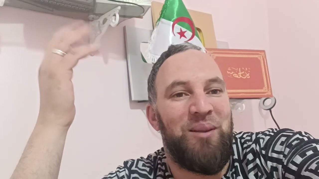 واشبيه جدكم باينة بلي ڨاعد نڨسر برك