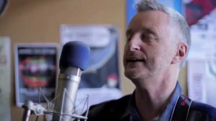 Billy Bragg: Debris (live in studio)