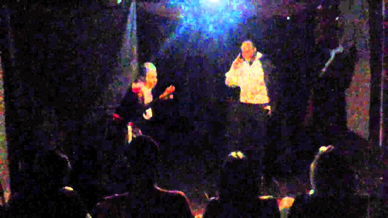 Uma noite de Halloween 6 - YouTube