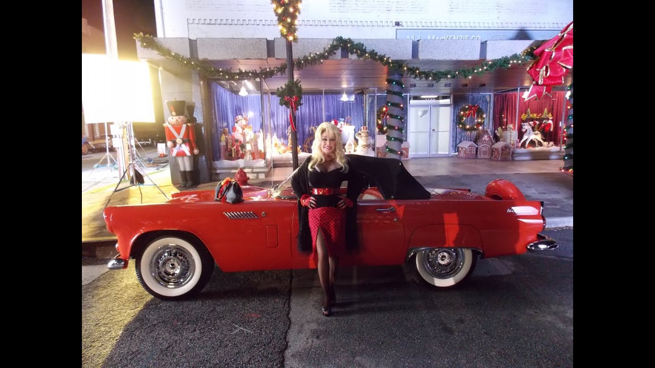 1956 Ford Thunderbird used in Dolly Parton's Christmas of Many Colors: Circle of Love