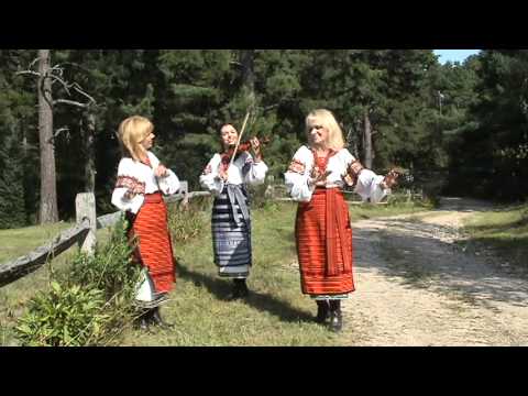 Medley of Ukrainian Folk Songs by Andriana Gnap and Family Trio Heavenstar 
