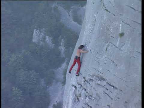 Badass Down climbing freesolo l'ange en decomposition 7a in