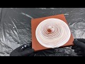Acryl Fließtechnik mit 2 Farben  - Terra di Sienna gebrannt und Weiß