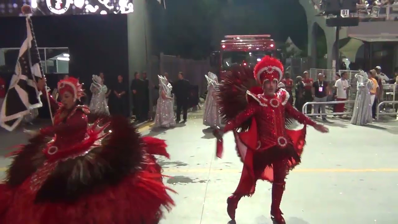 DESFILE DAS CAMPEÃS- COMPACTO -  GAVIÕES DA FIEL TORCIDA - CARNAVAL 2026