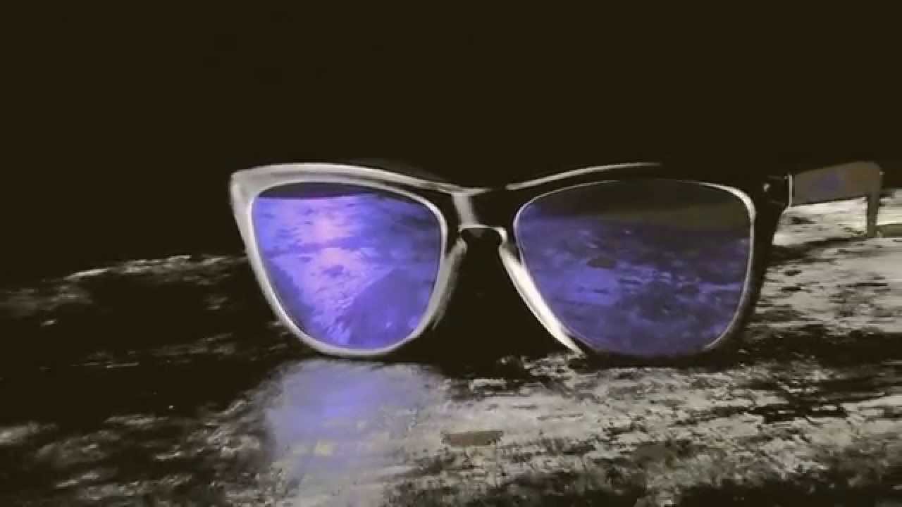 Oakley Heritage Collection - 30 Years of Sport