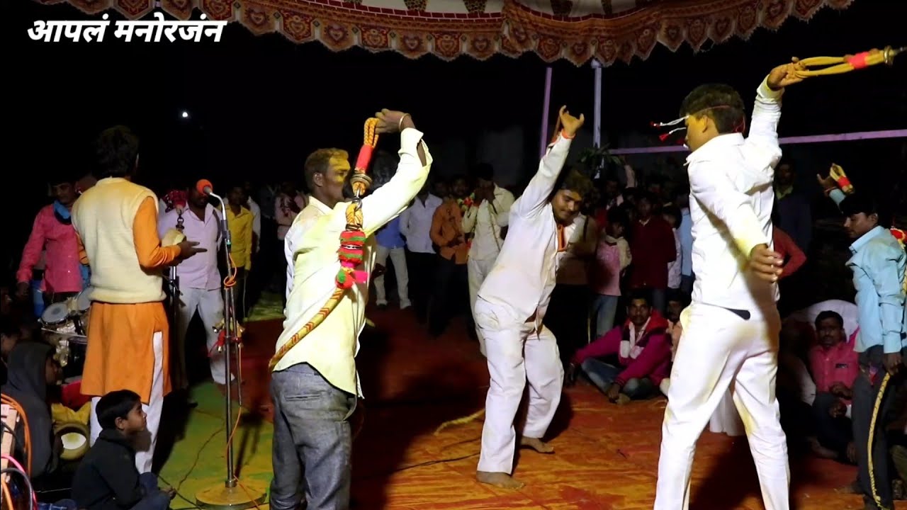 रेणुकाताई जेजुजिकर यांच्या आवाजात खुपच छान गायण | कळमणचे वारुवाले वारु खेळताना