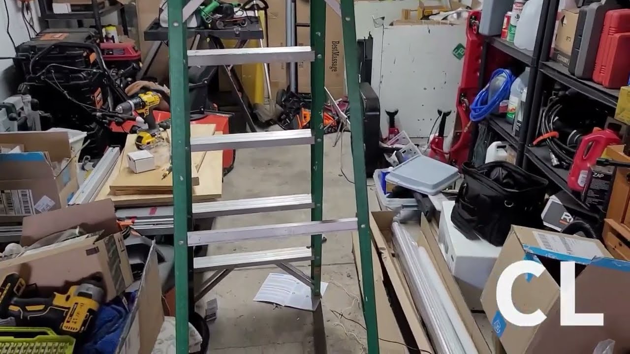 Super Bright 8ft 6000K Clear White LED Garage Shop Light Review