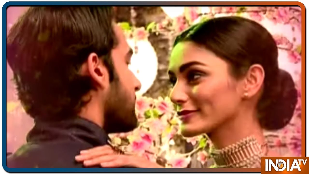 Image result for aditya aliya romance vish pics