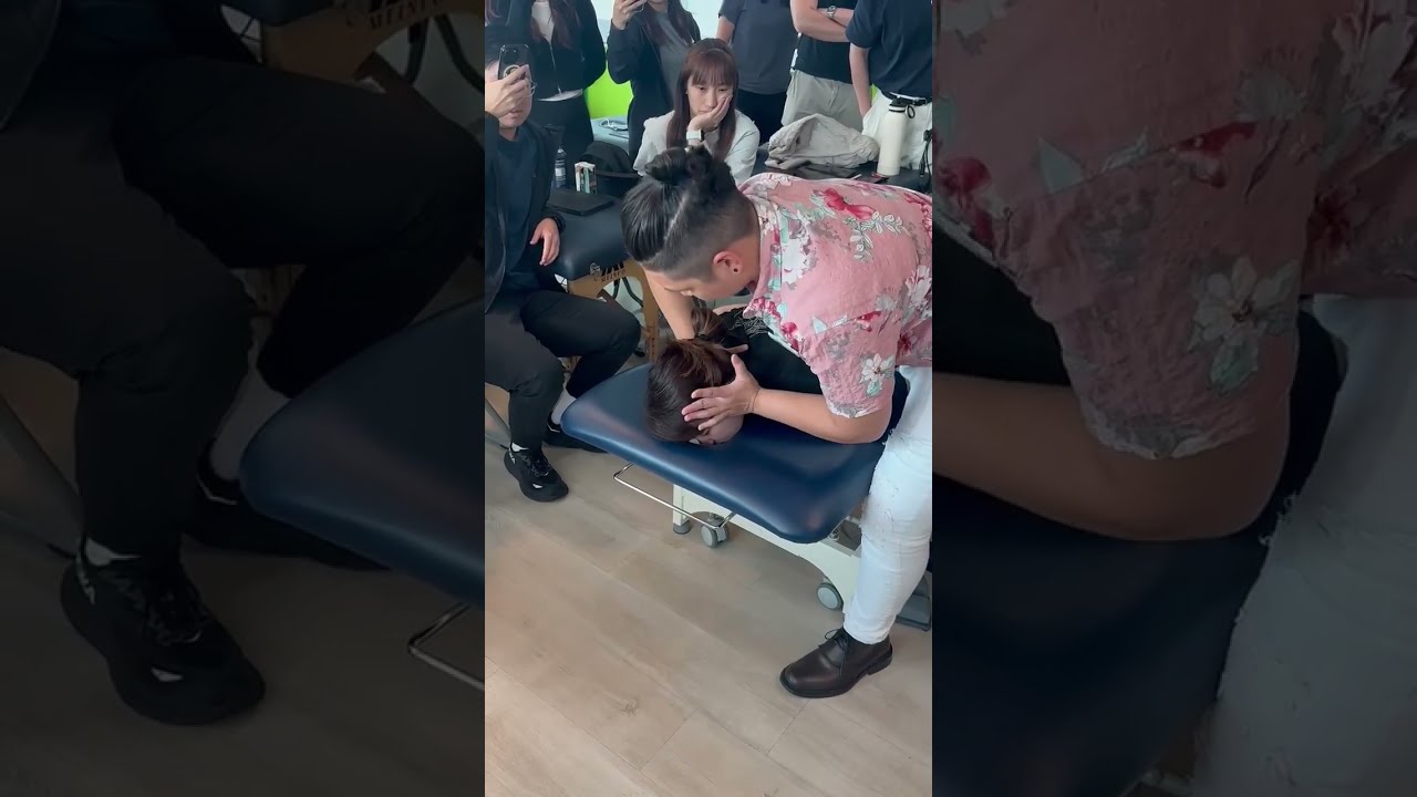 Prone Neck Crack At C7 T1 Explained In Cantonese 