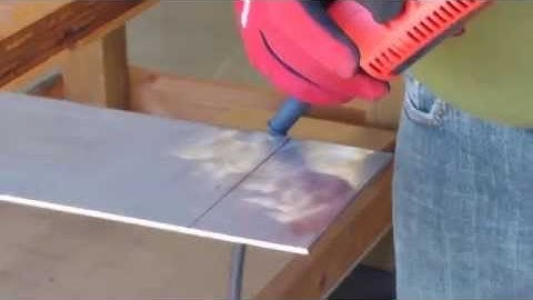 Milwaukee 10 Gauge Nibbler