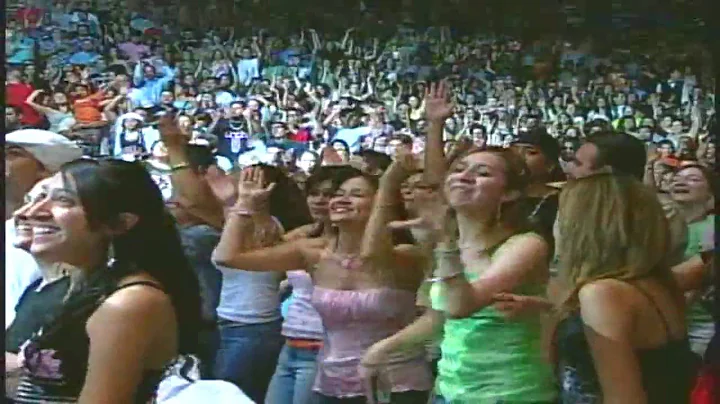 KUMBIA KINGS EN VIVO MONTEREY selena y los kumbia ...