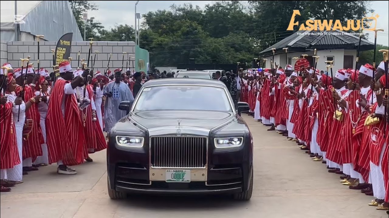 Grand Entrance of Baba Ijebu (Adebutu Kesington) at his 90h Birthday Celebration 